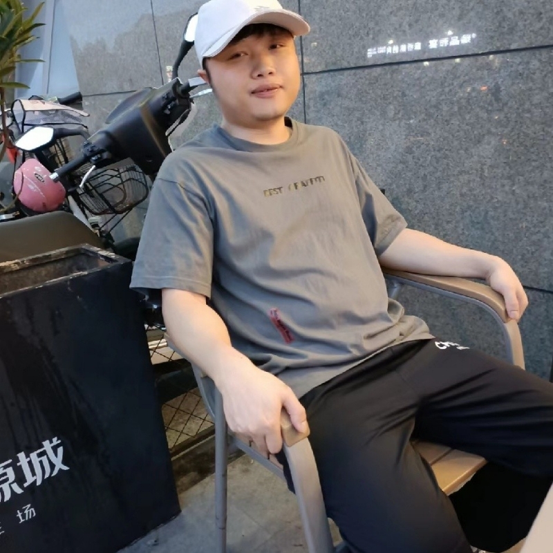 风吹半夏的第一张照片--阳江残疾人相亲网